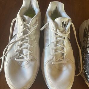 Sleek White Low-Top Athletic Shoes